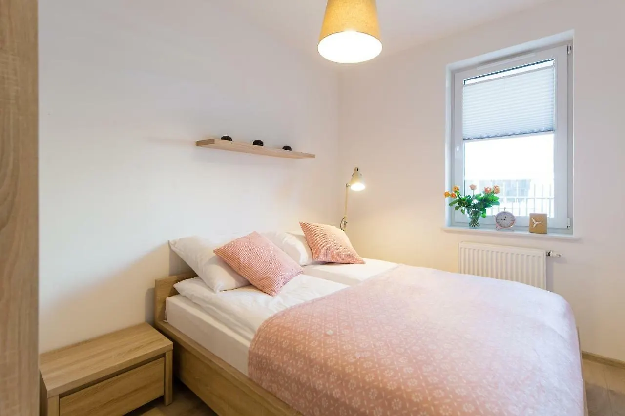 Apartament Rose z basenem Kołobrzeg